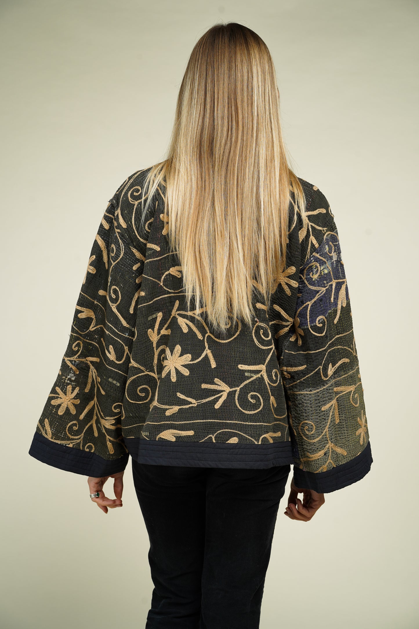 25. KIMONO KANTHA & SUZANI S/M