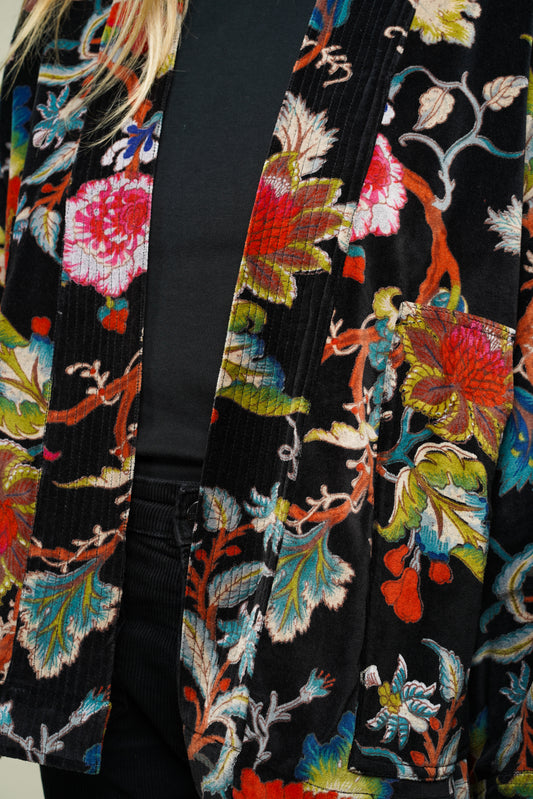 27. KIMONO VELOUR NOIR FLEURS