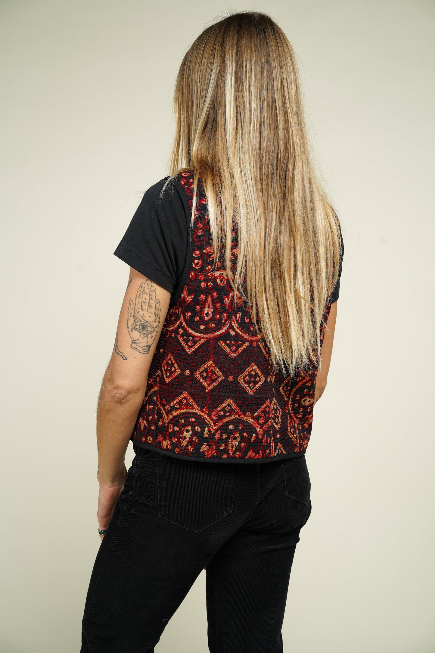 5. GILET KANTHA BLOCKPRINT AJRAK M