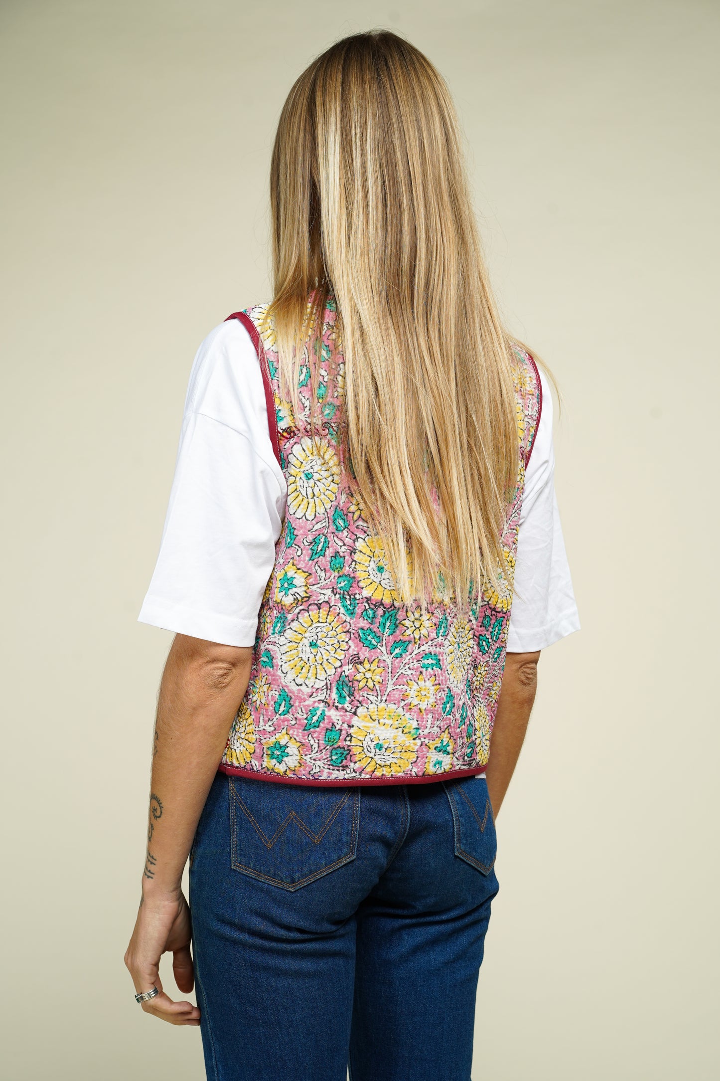 2. GILET KANTHA BLOCKPRINT BAGRU M