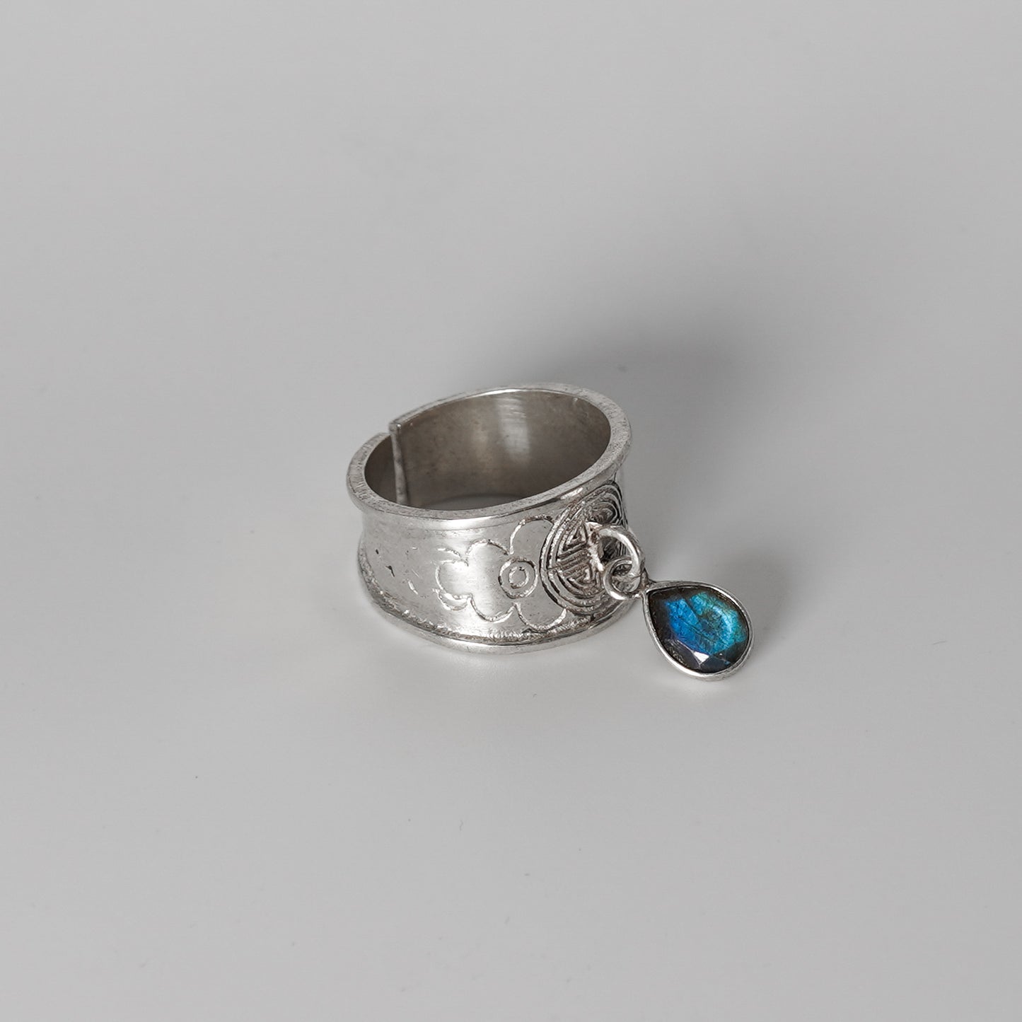 Bague "Envolée" – Labradorite