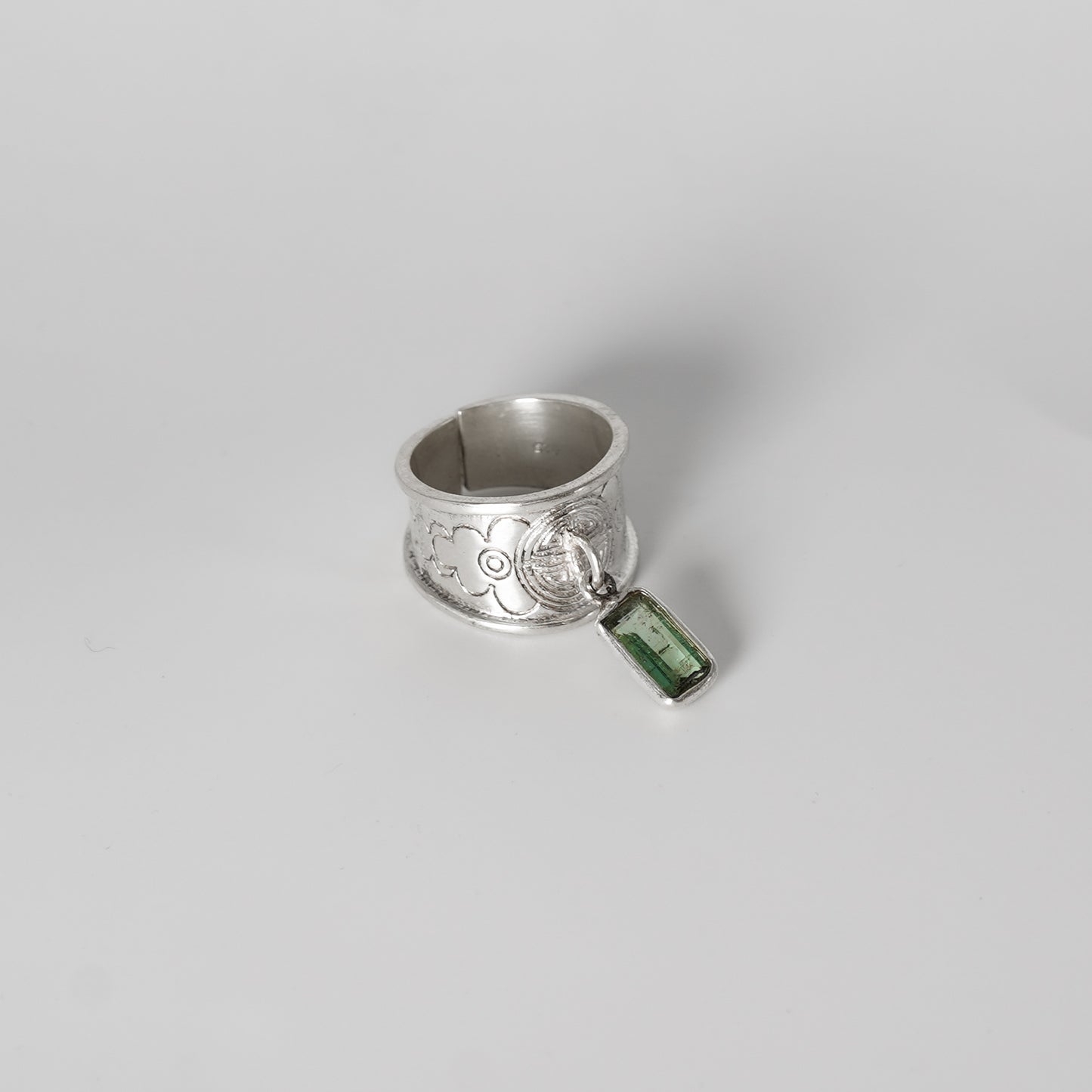 Bague Envolée – Tourmaline verte baguette