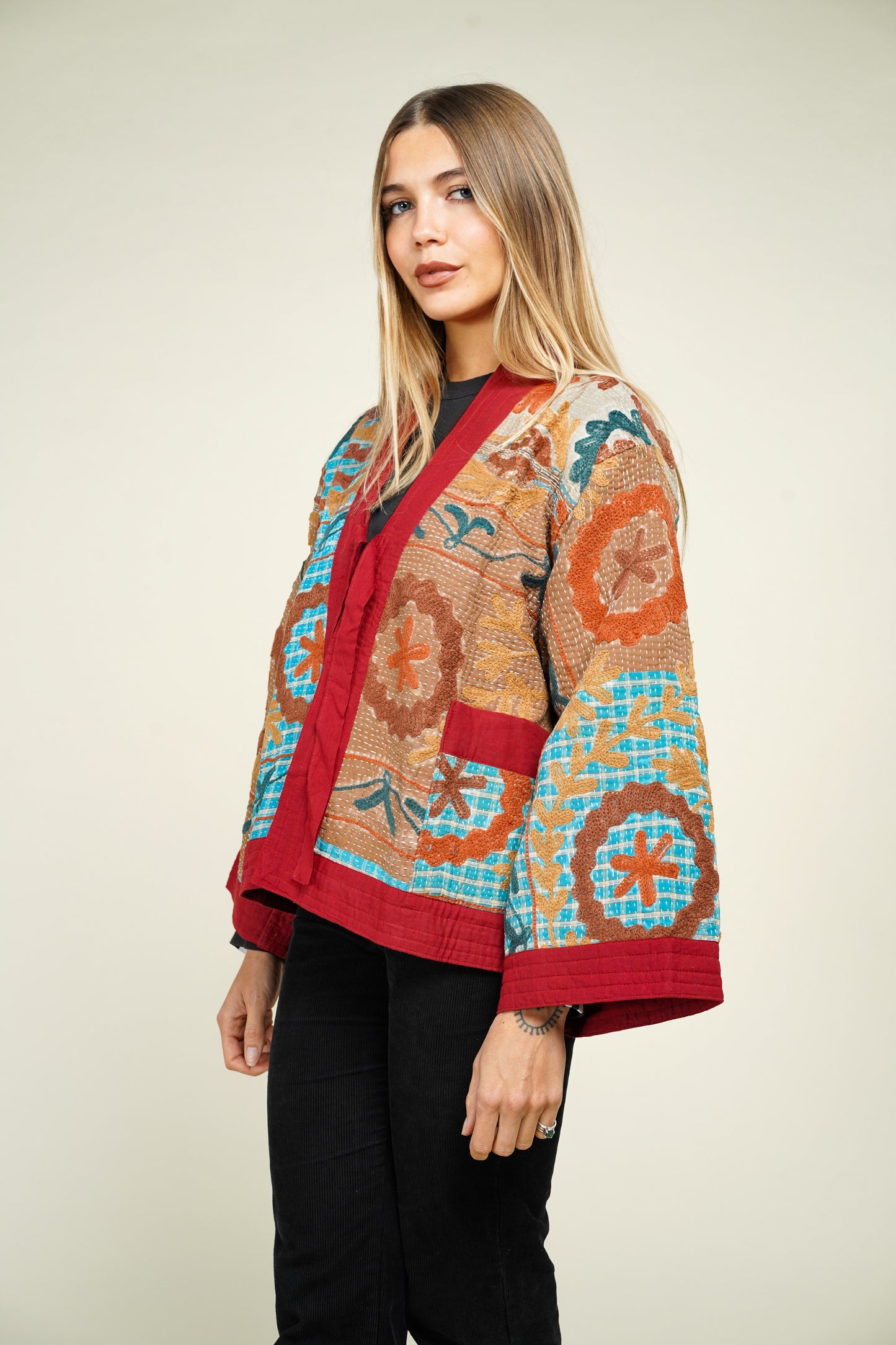 24. KIMONO KANTHA & SUZANI