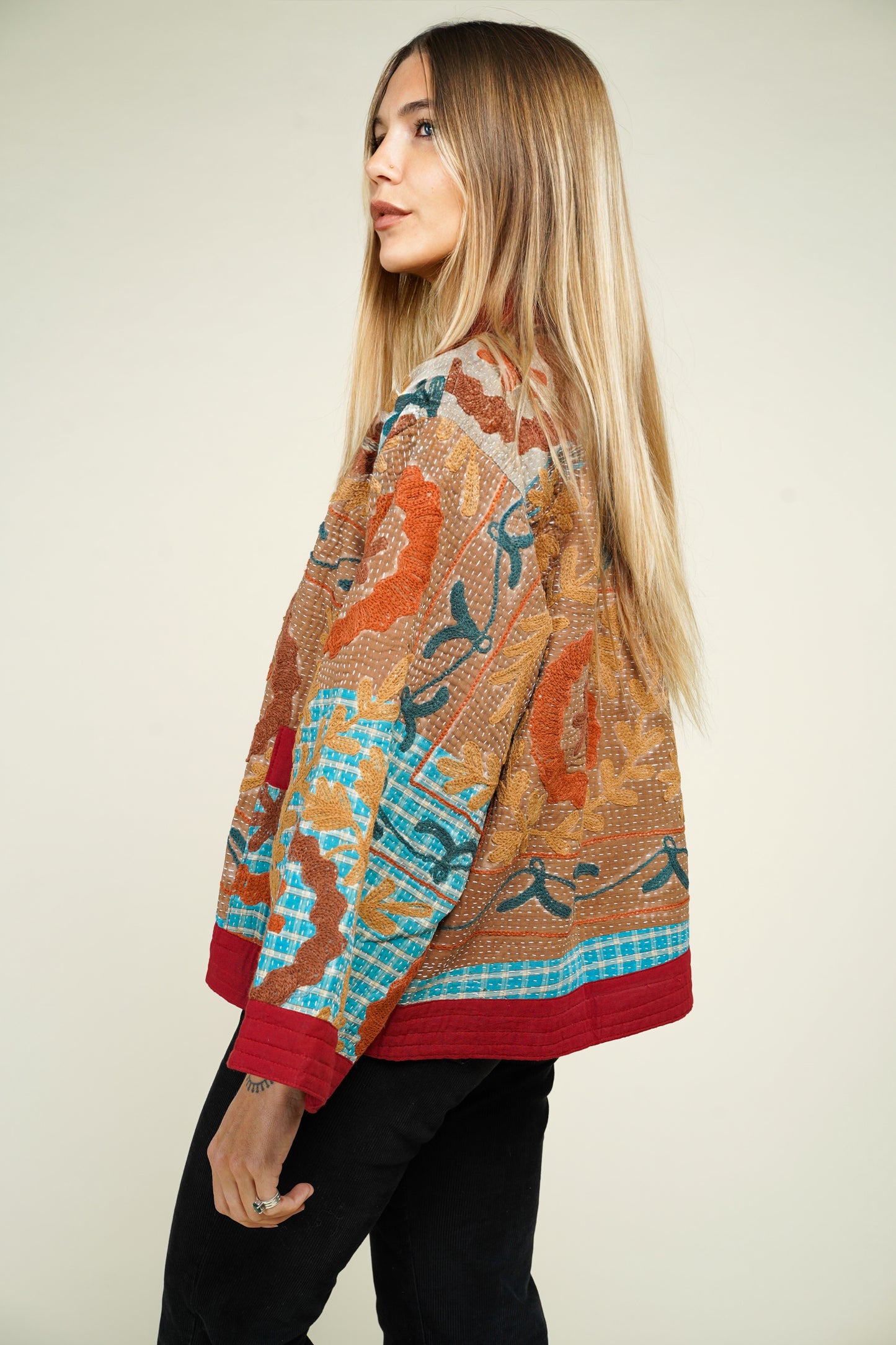 24. KIMONO KANTHA & SUZANI