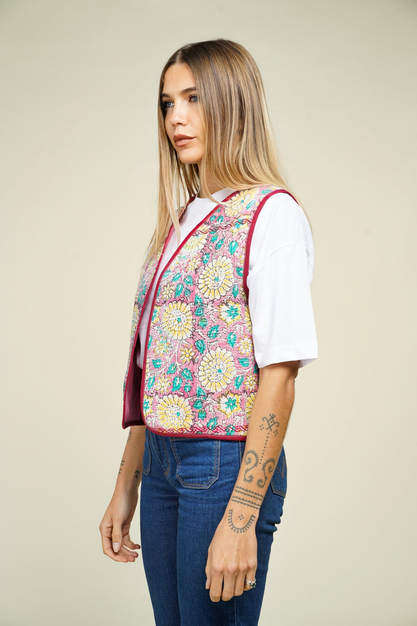 2. GILET KANTHA BLOCKPRINT BAGRU M