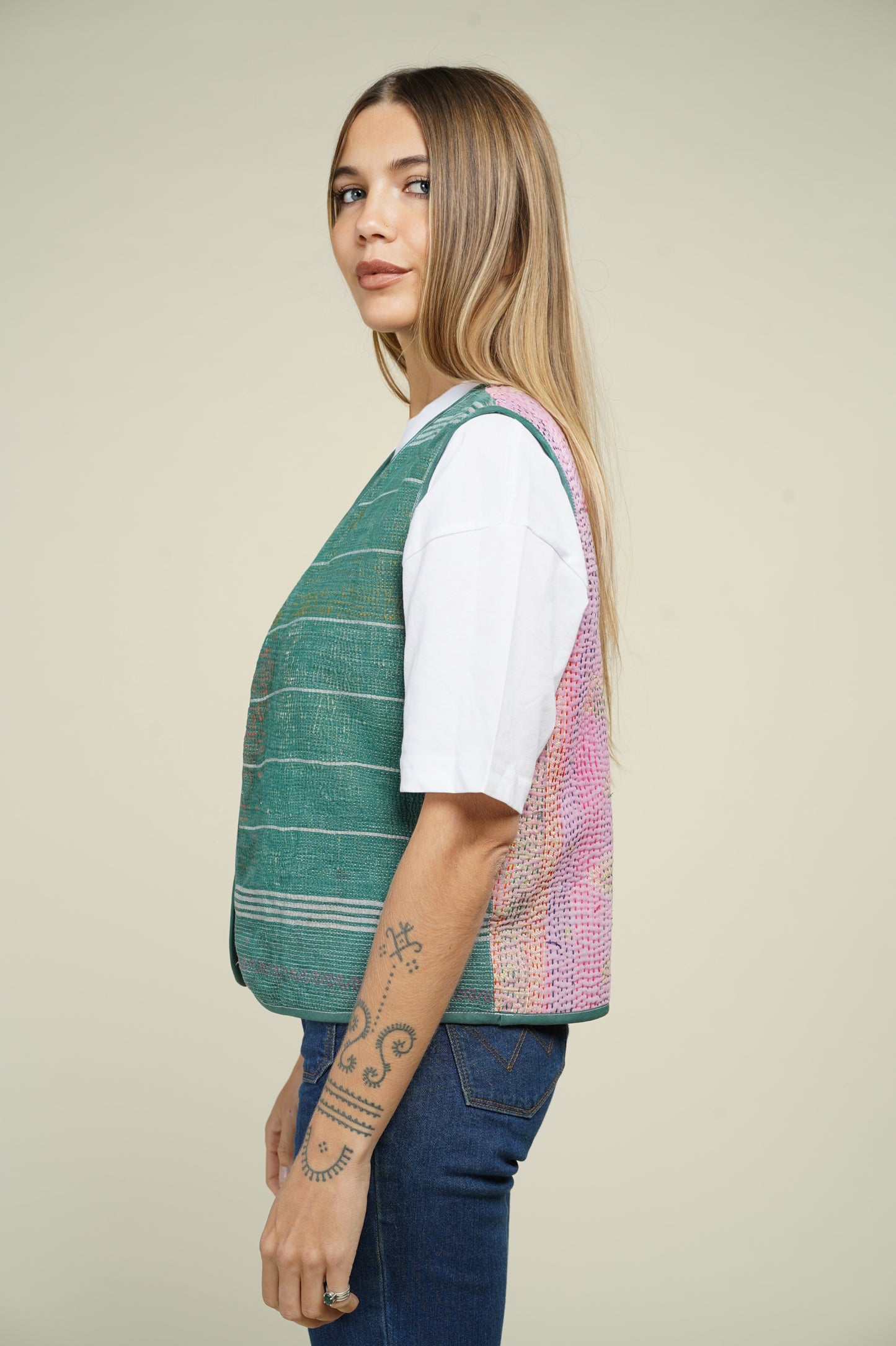 3. GILET KANTHA L