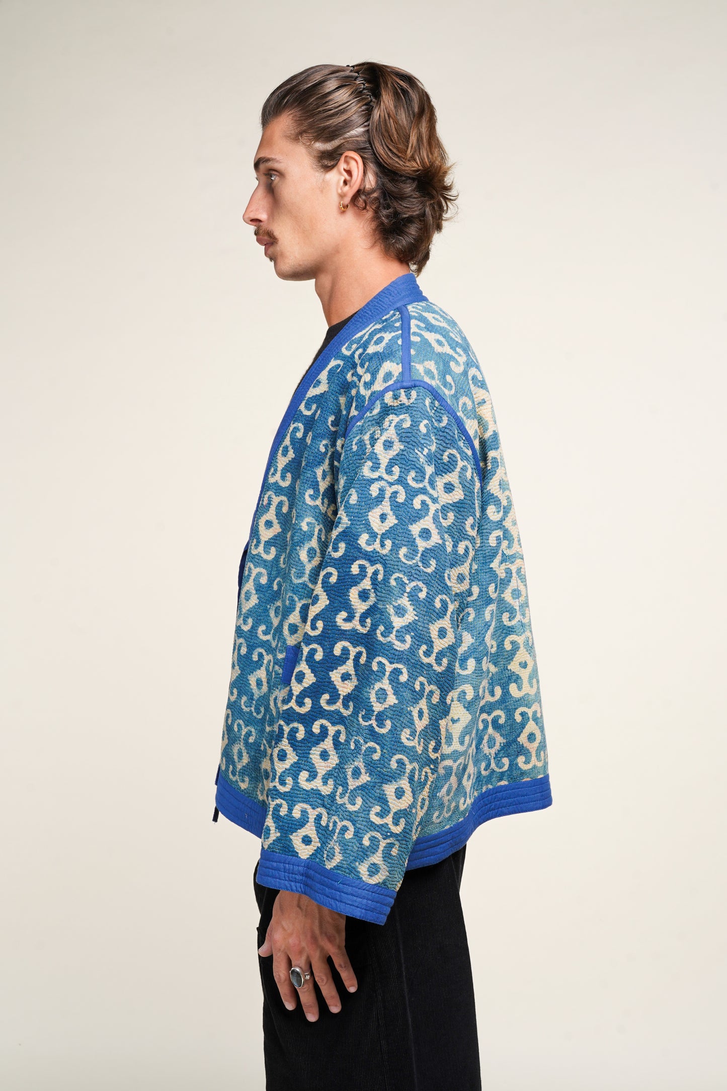 4. KIMONO KANTHA REVERSIBLE INDIGO M/L