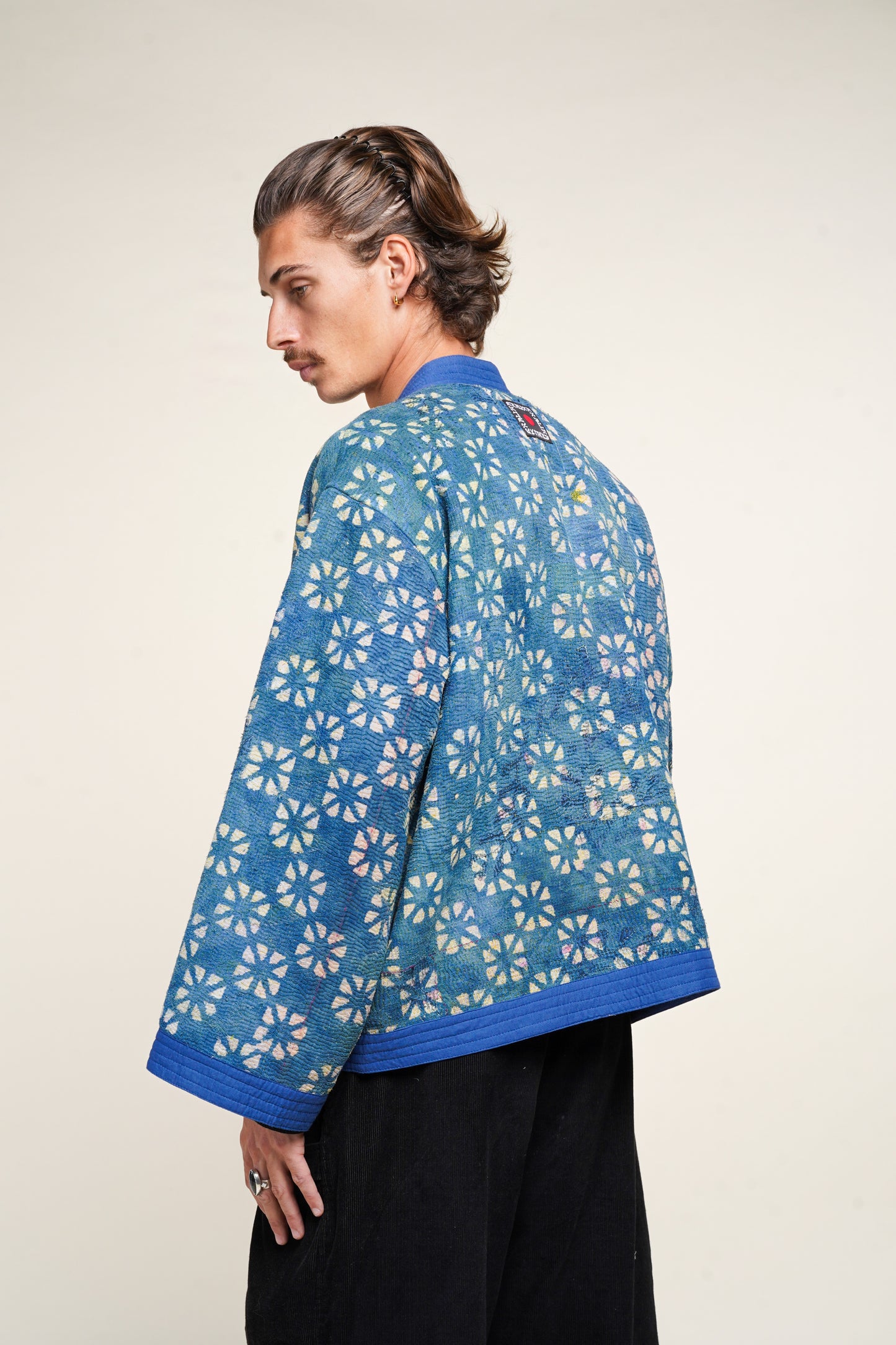 4. KIMONO KANTHA REVERSIBLE INDIGO M/L