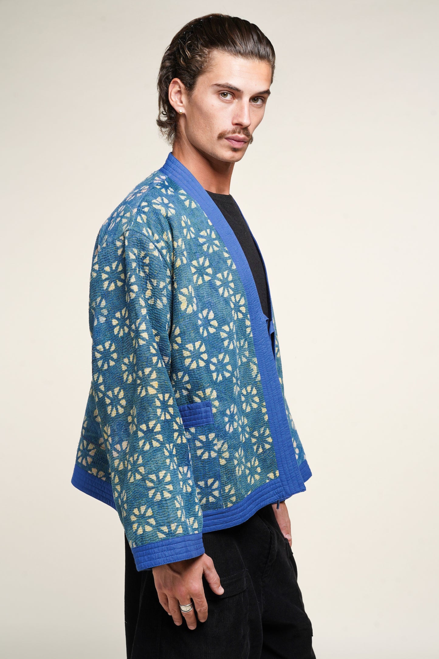4. KIMONO KANTHA REVERSIBLE INDIGO M/L
