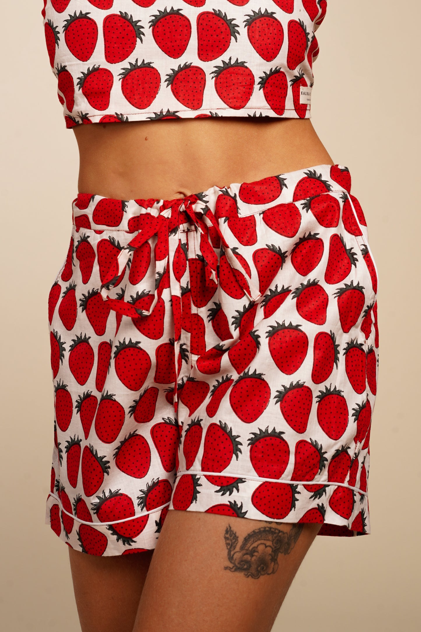 SHORT FEMME FRAISE