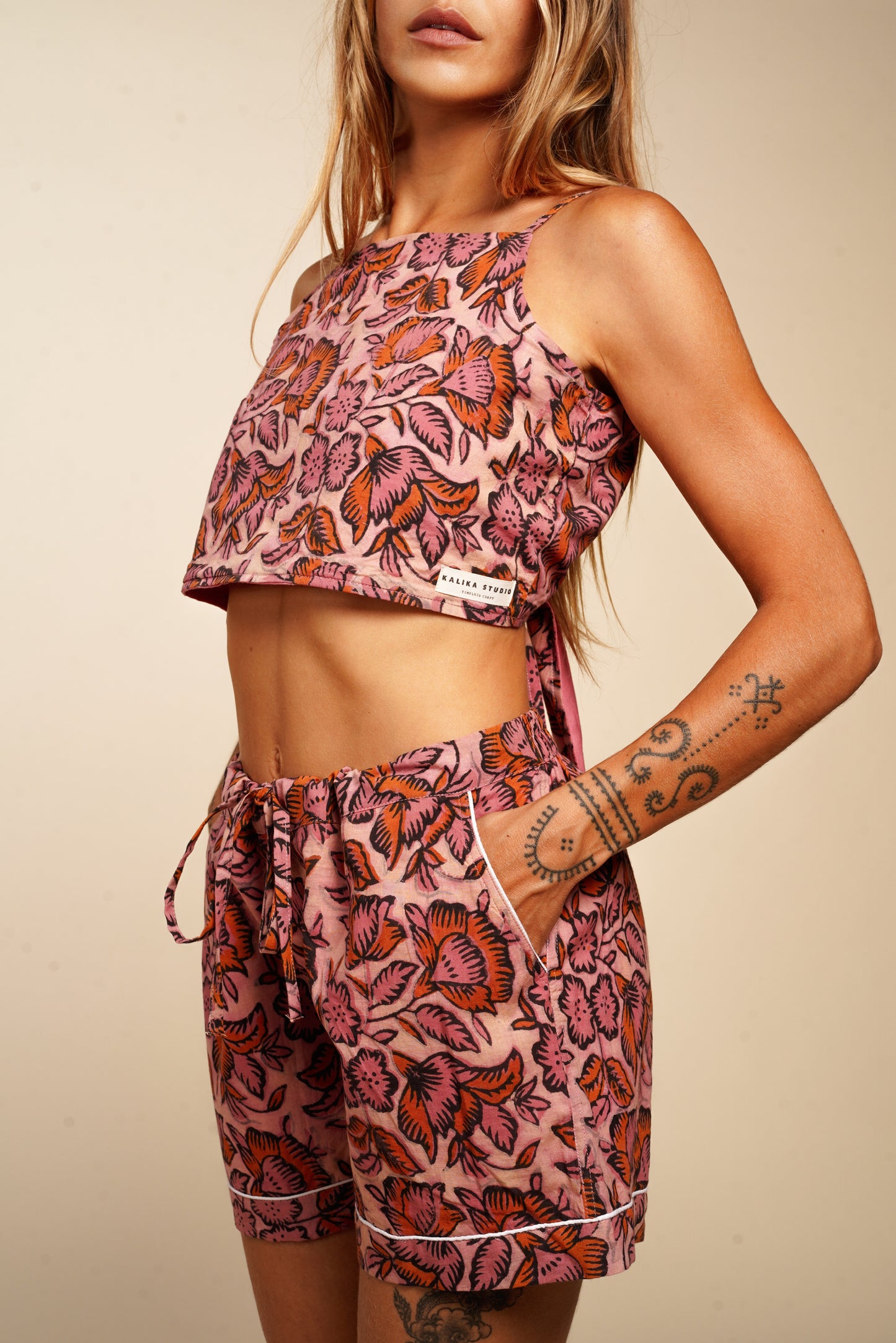 CROP TOP PINK BAGRU