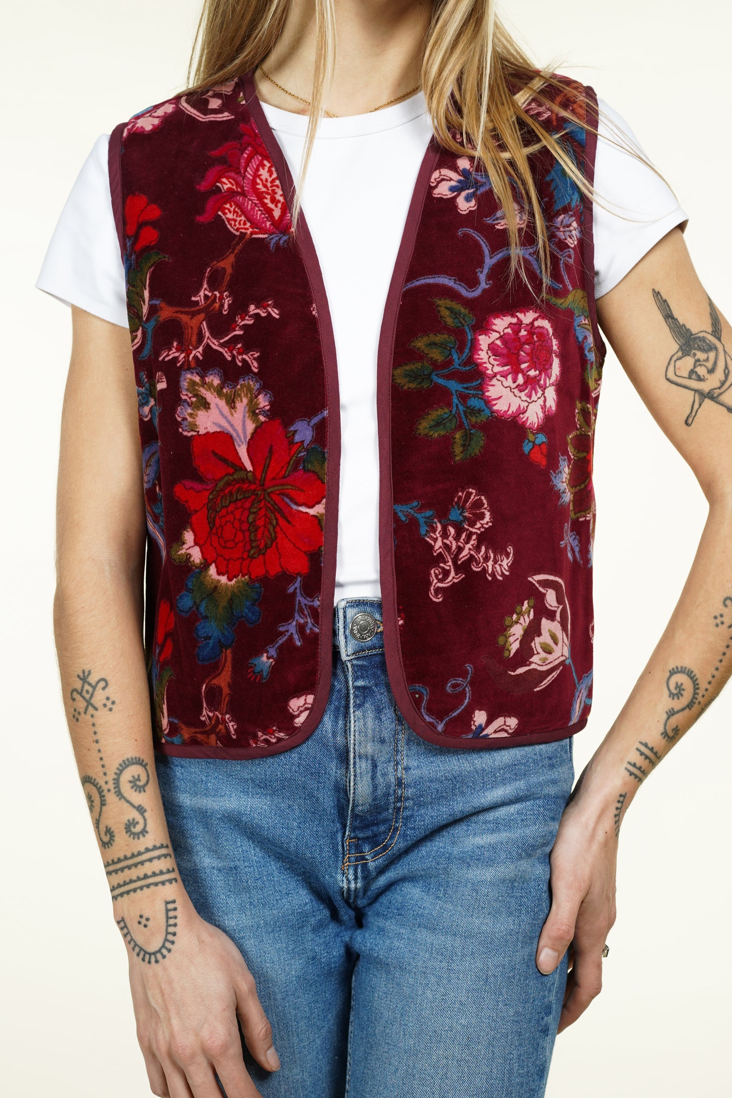GILET VELOUR BORDEAUX FLORAUX