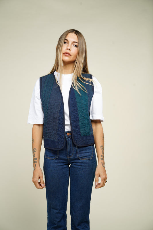 7. GILET KANTHA INDIGO