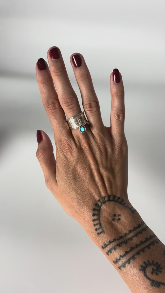 Bague "Envolée" – Labradorite